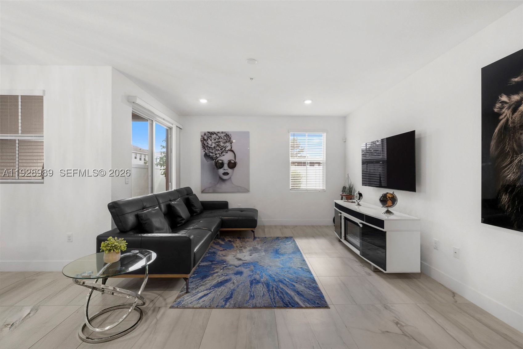 MERRICK SQUARE - Residential