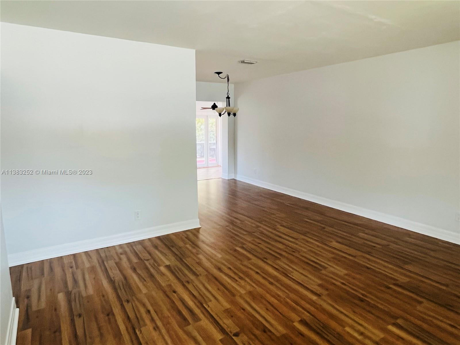 FLEEMAN GROVE - Residential Lease