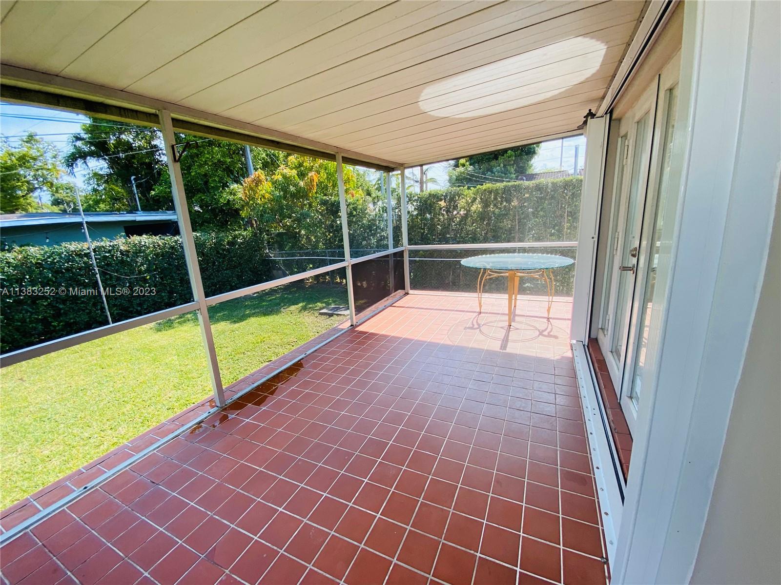 FLEEMAN GROVE - Residential Lease