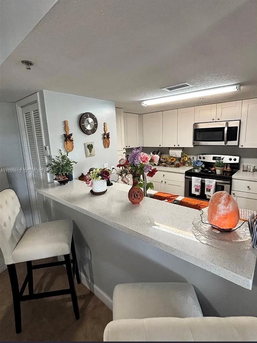 MARBELLA CONDO - Residential