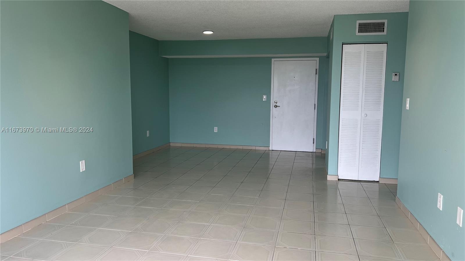 MOON TOWER CONDO - Residential Lease