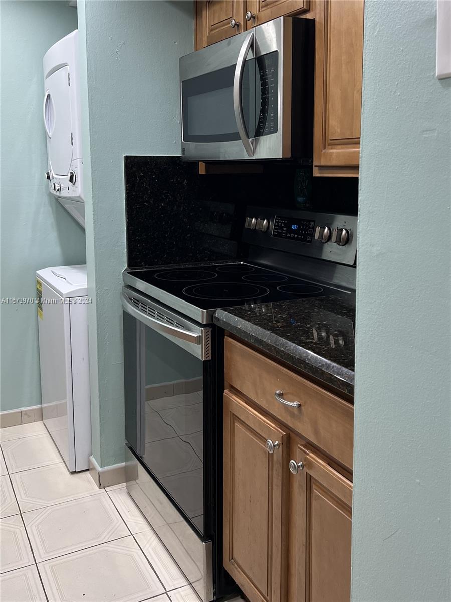 MOON TOWER CONDO - Residential Lease