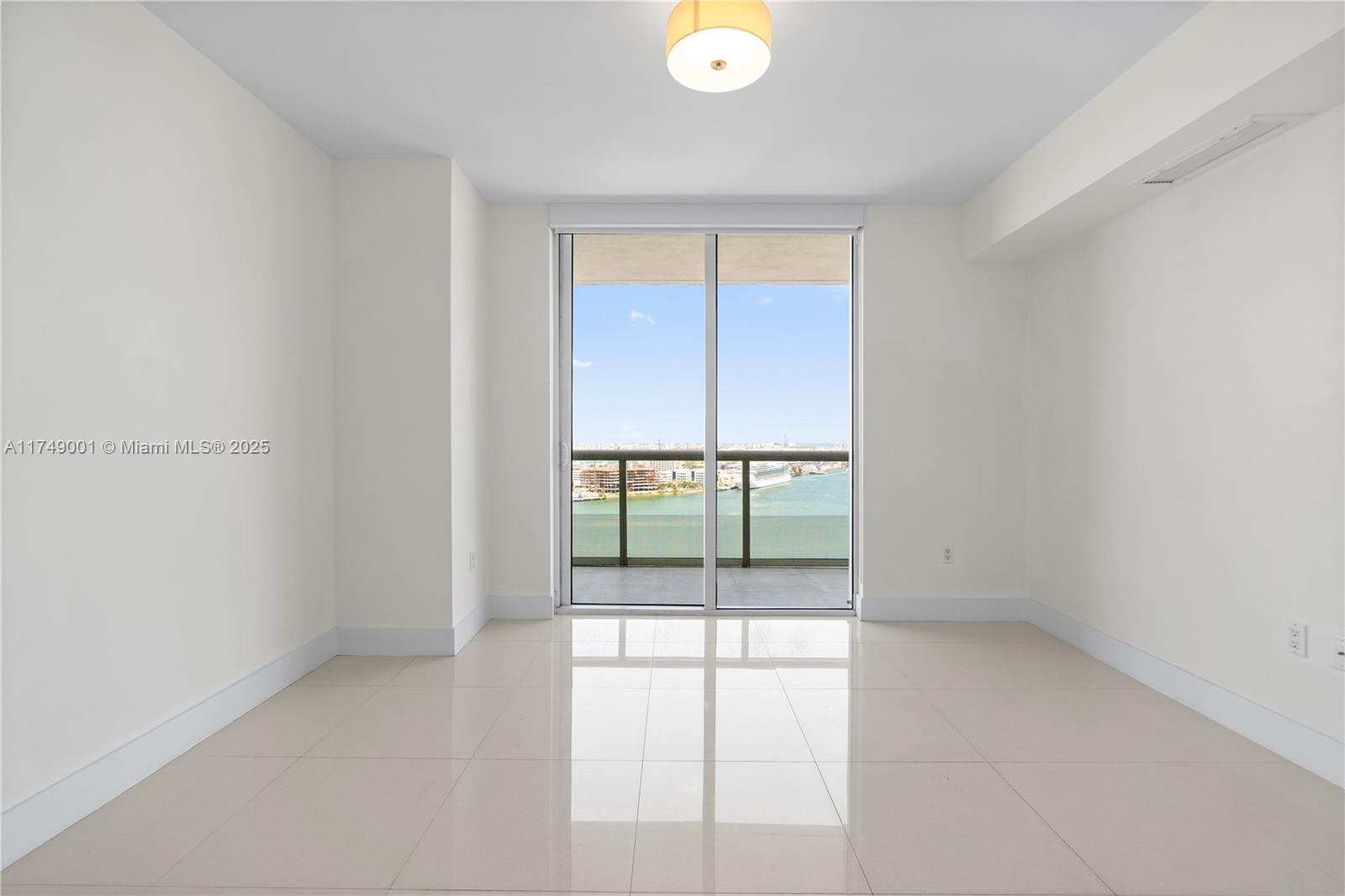 50 Biscayne - Residential Lease