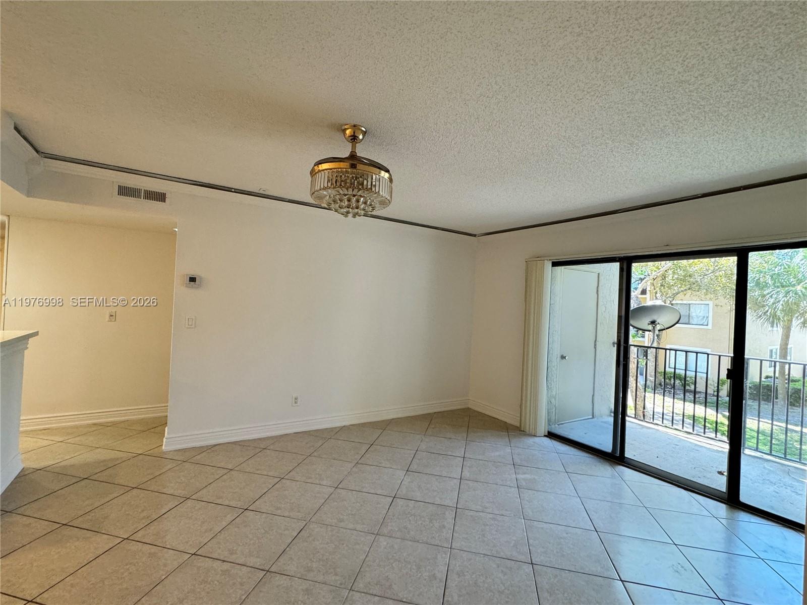 VISCONTI CONDO - Residential