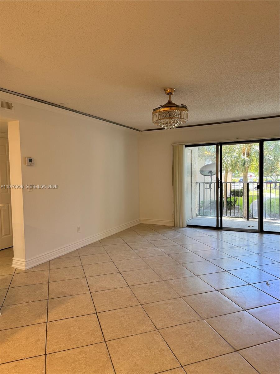 VISCONTI CONDO - Residential