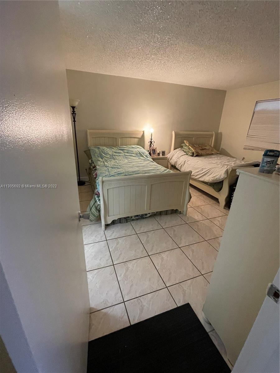 FOURTH HORIZONS CONDO - Residential