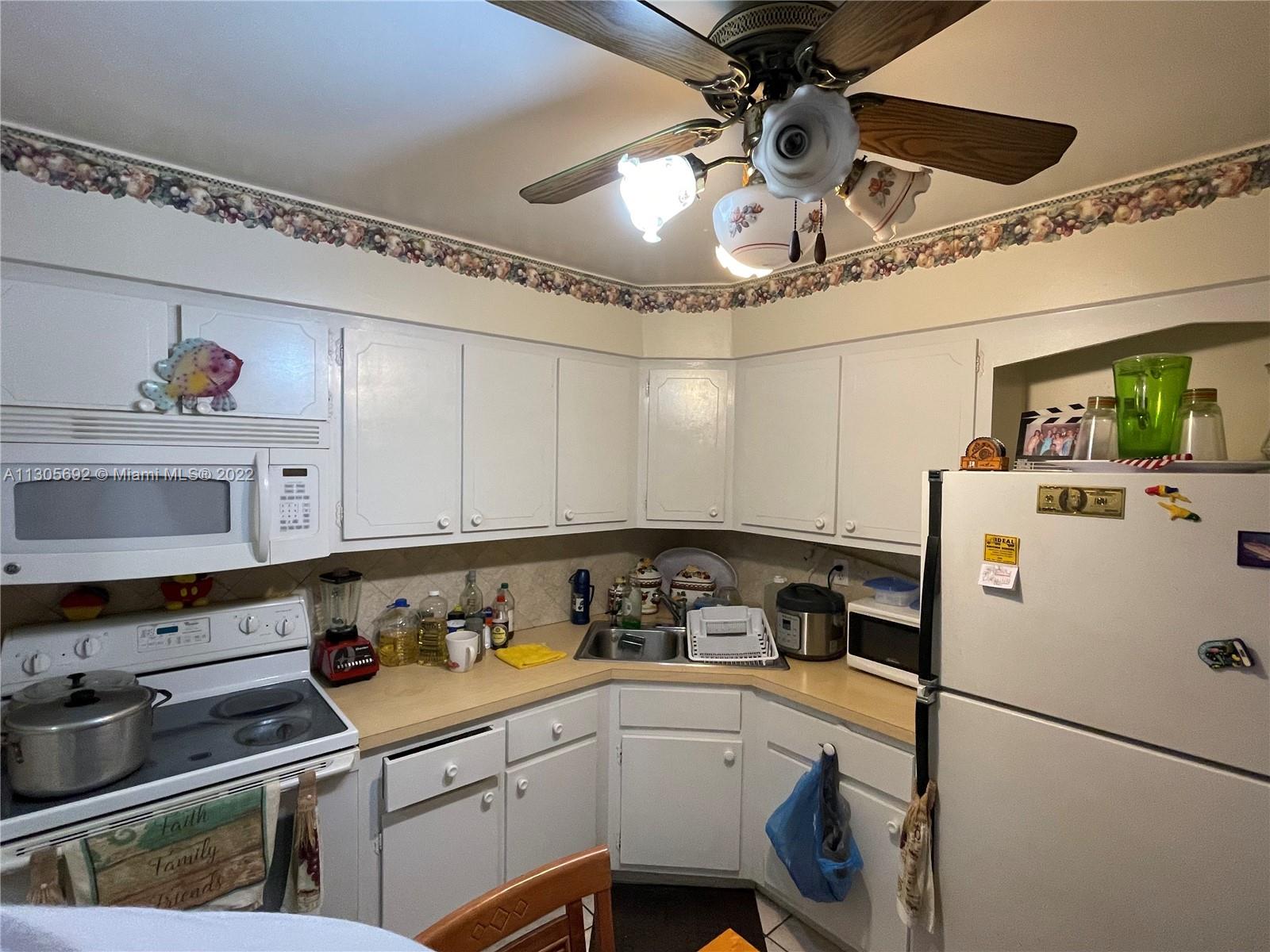 FOURTH HORIZONS CONDO - Residential