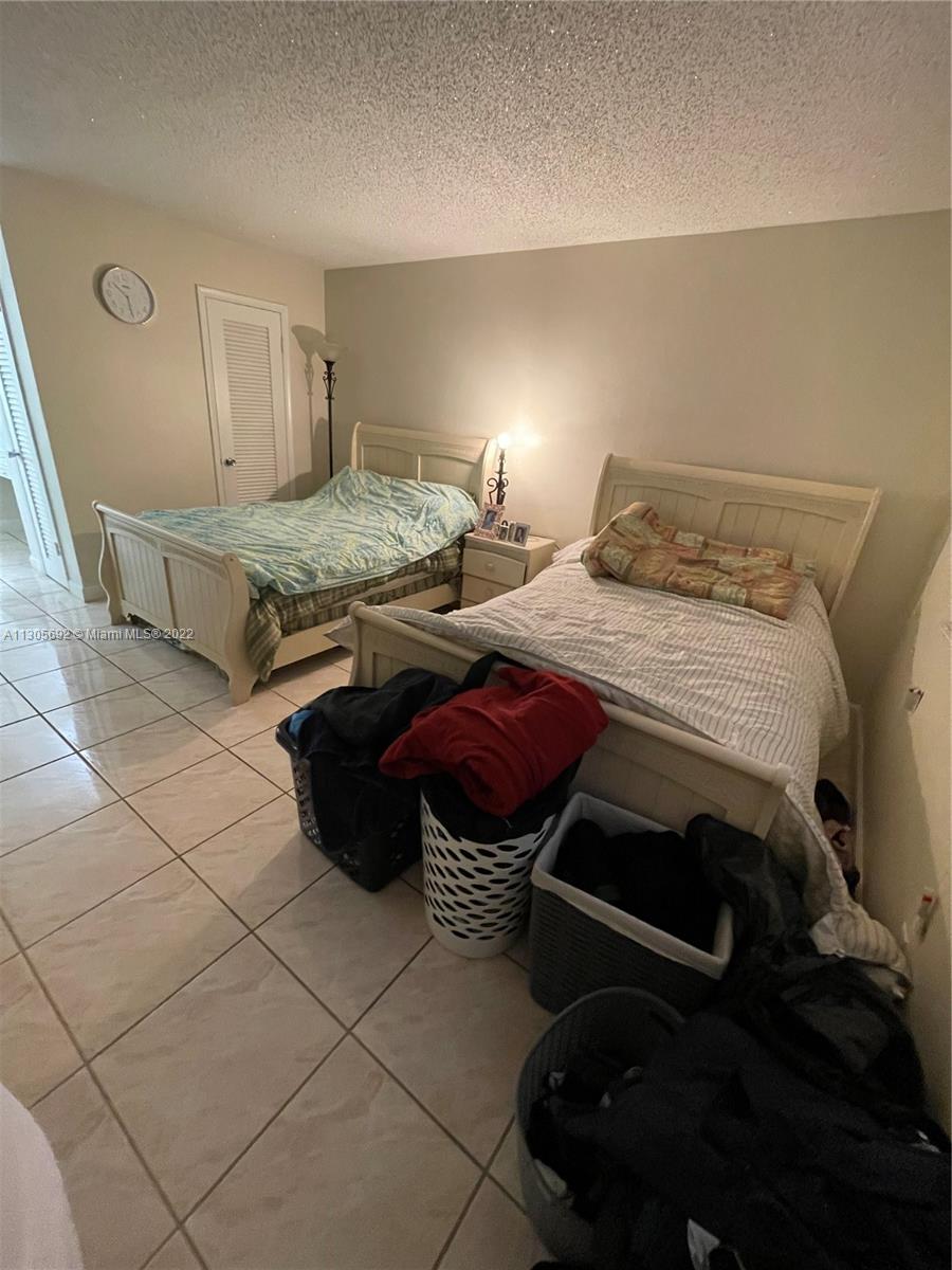 FOURTH HORIZONS CONDO - Residential