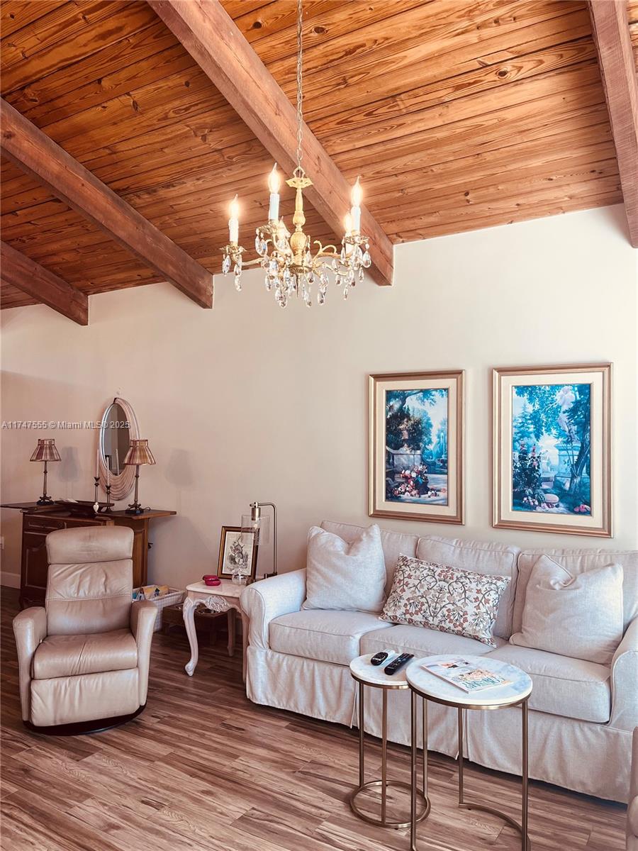 KILLIAN PINES TOWNHOUSES - Residential