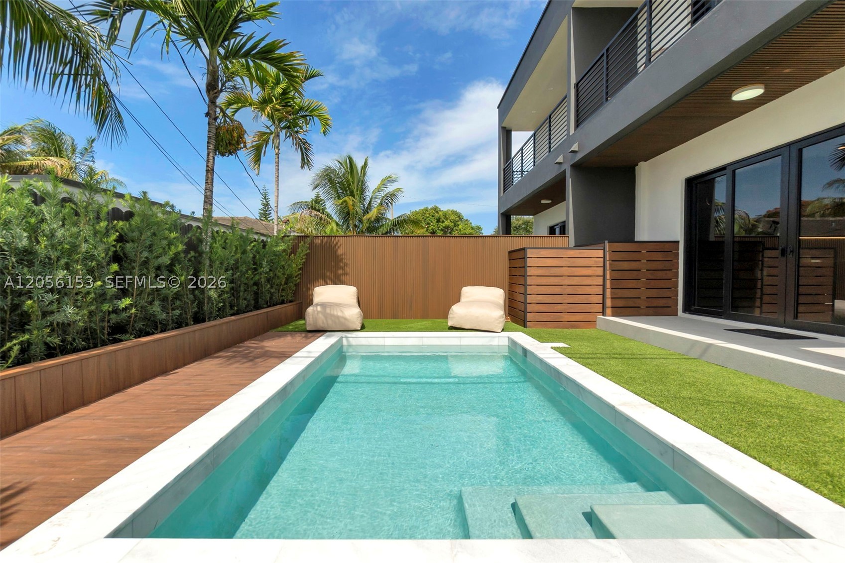 SOUTH BAY ESTATES - Residential Lease