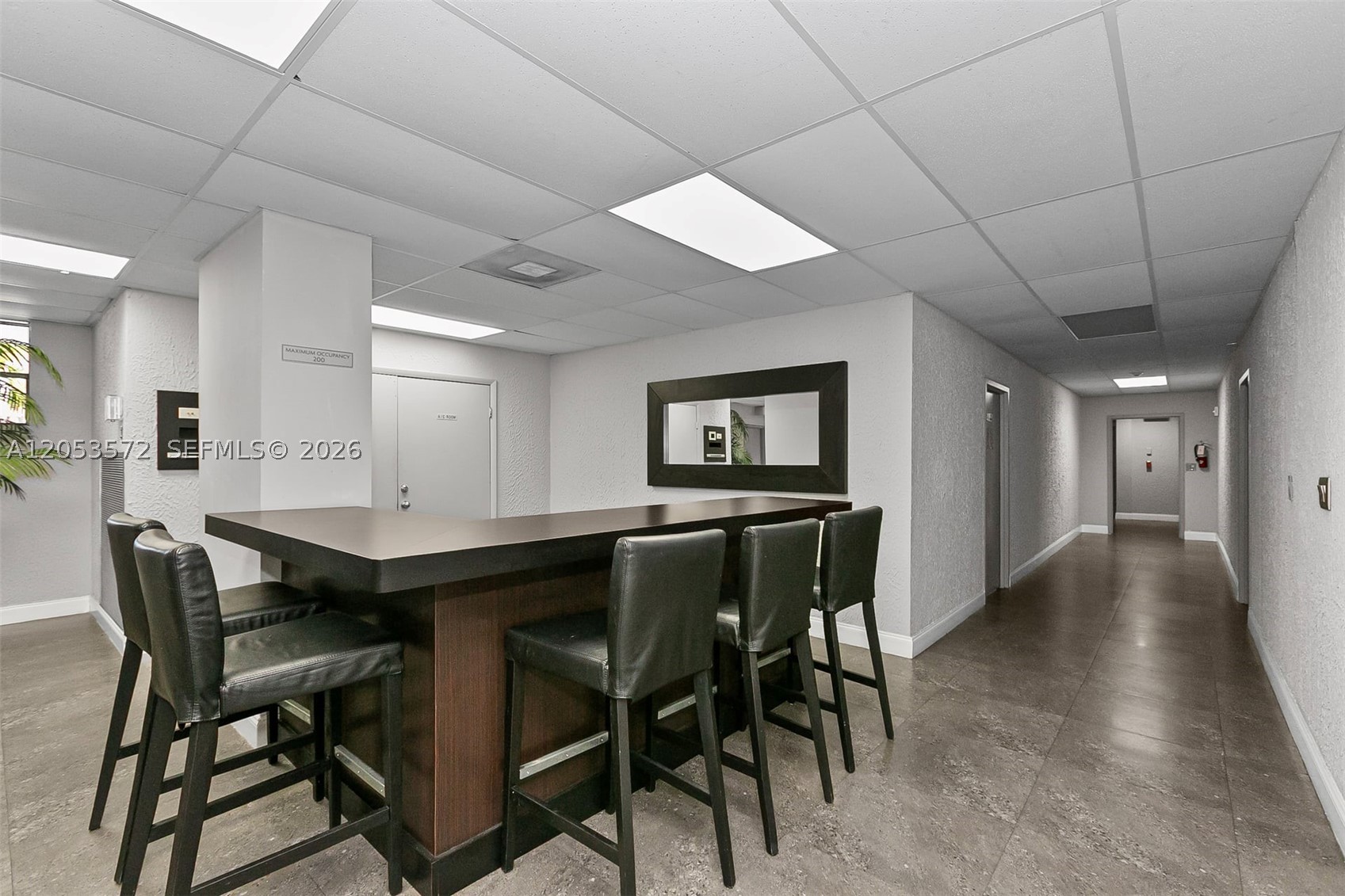 200 LESLIE CONDO - Residential