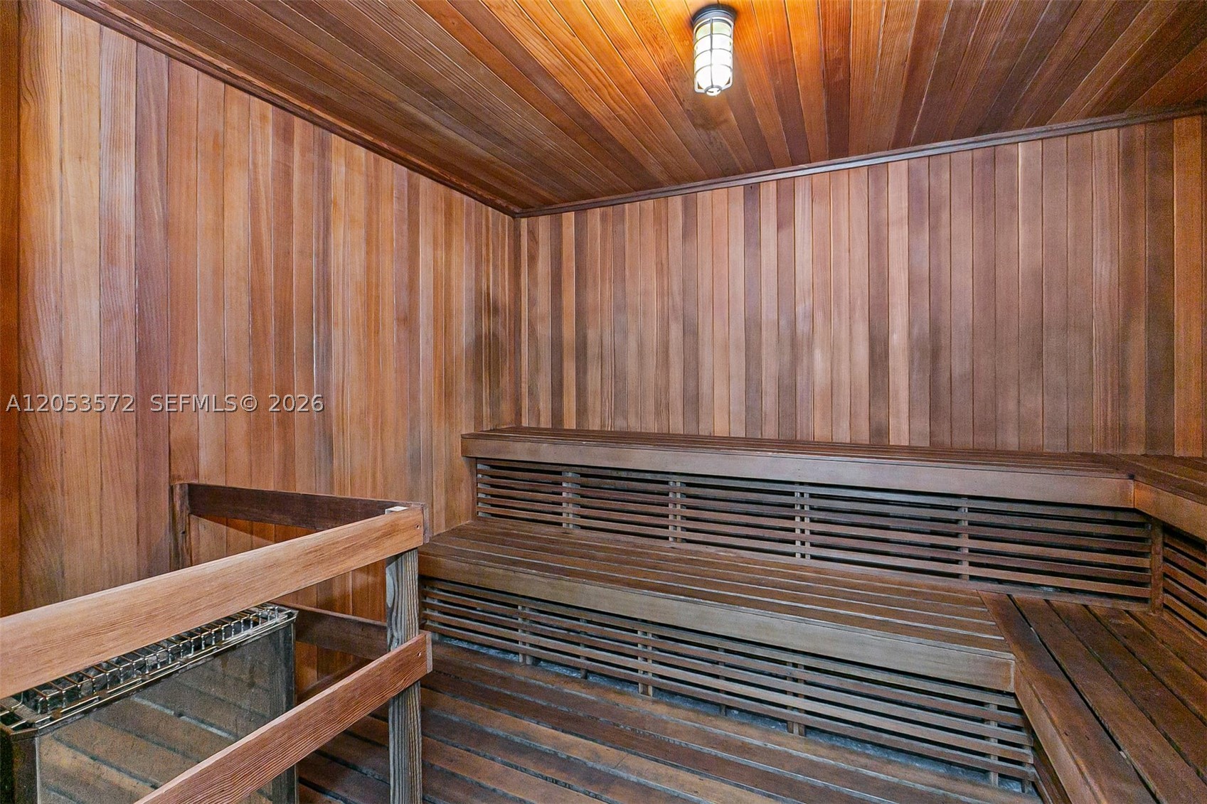 200 LESLIE CONDO - Residential