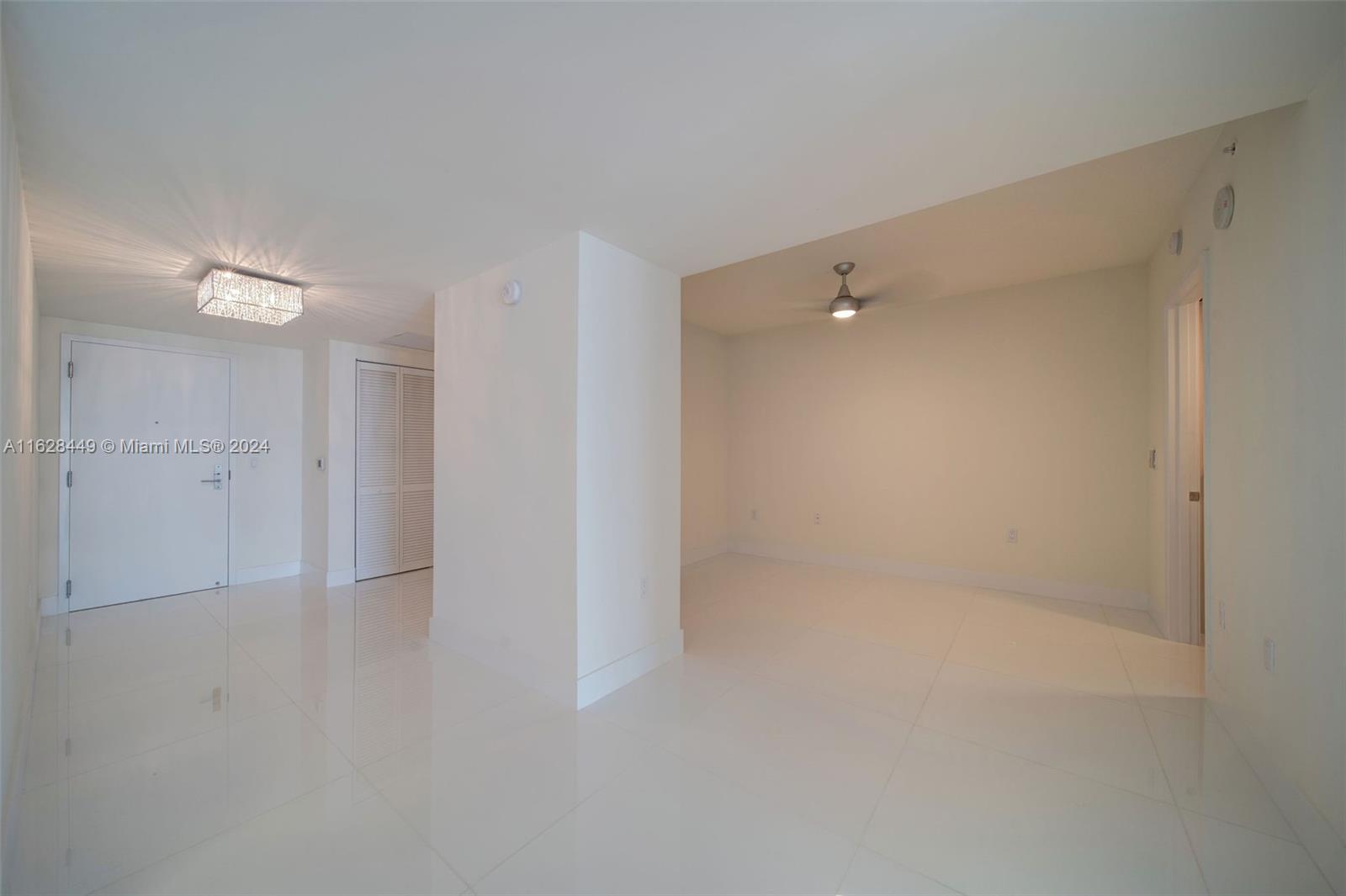 PARQUE TOWERS CONDO - Residential