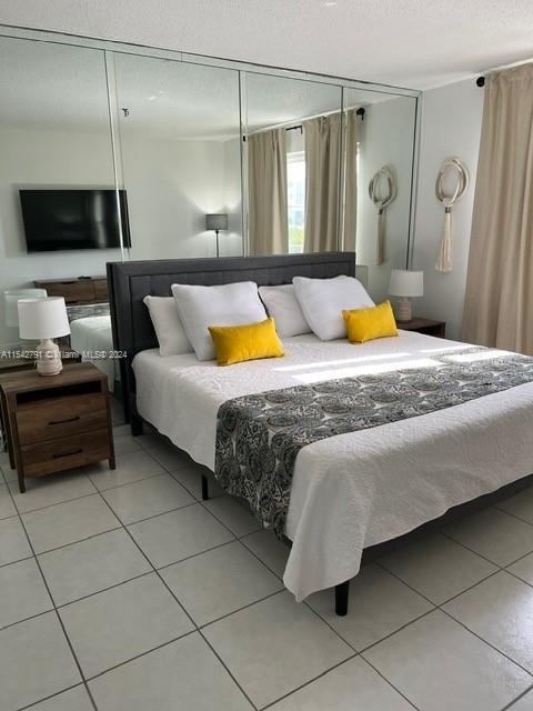 THE ISLES CONDO - Residential Lease