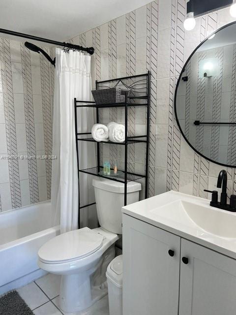 THE ISLES CONDO - Residential Lease