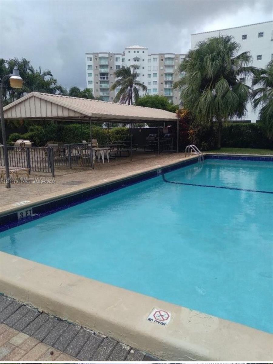 THE ISLES CONDO - Residential Lease