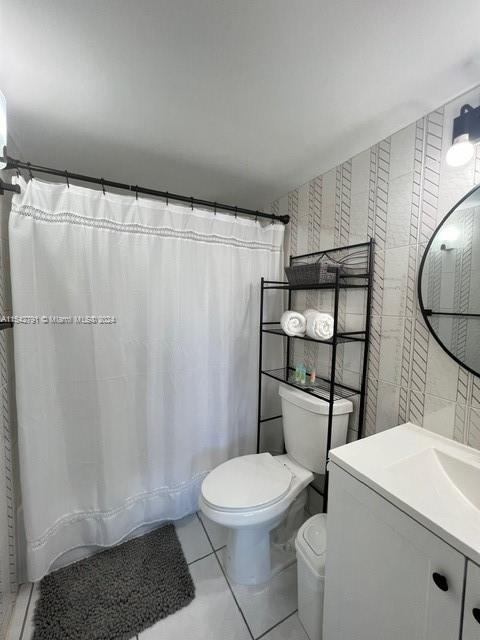 THE ISLES CONDO - Residential Lease