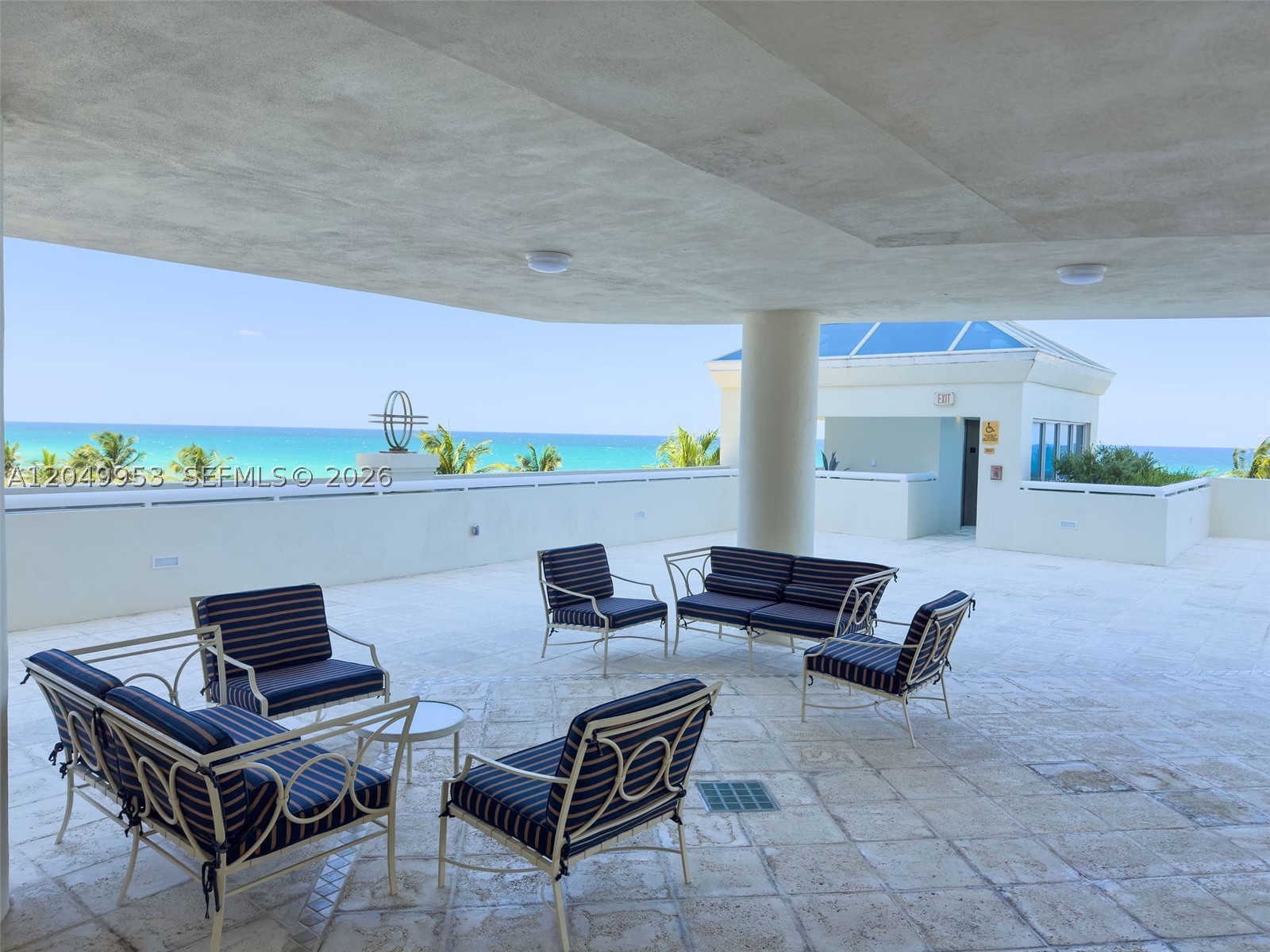 CAPOBELLA CONDO - Residential