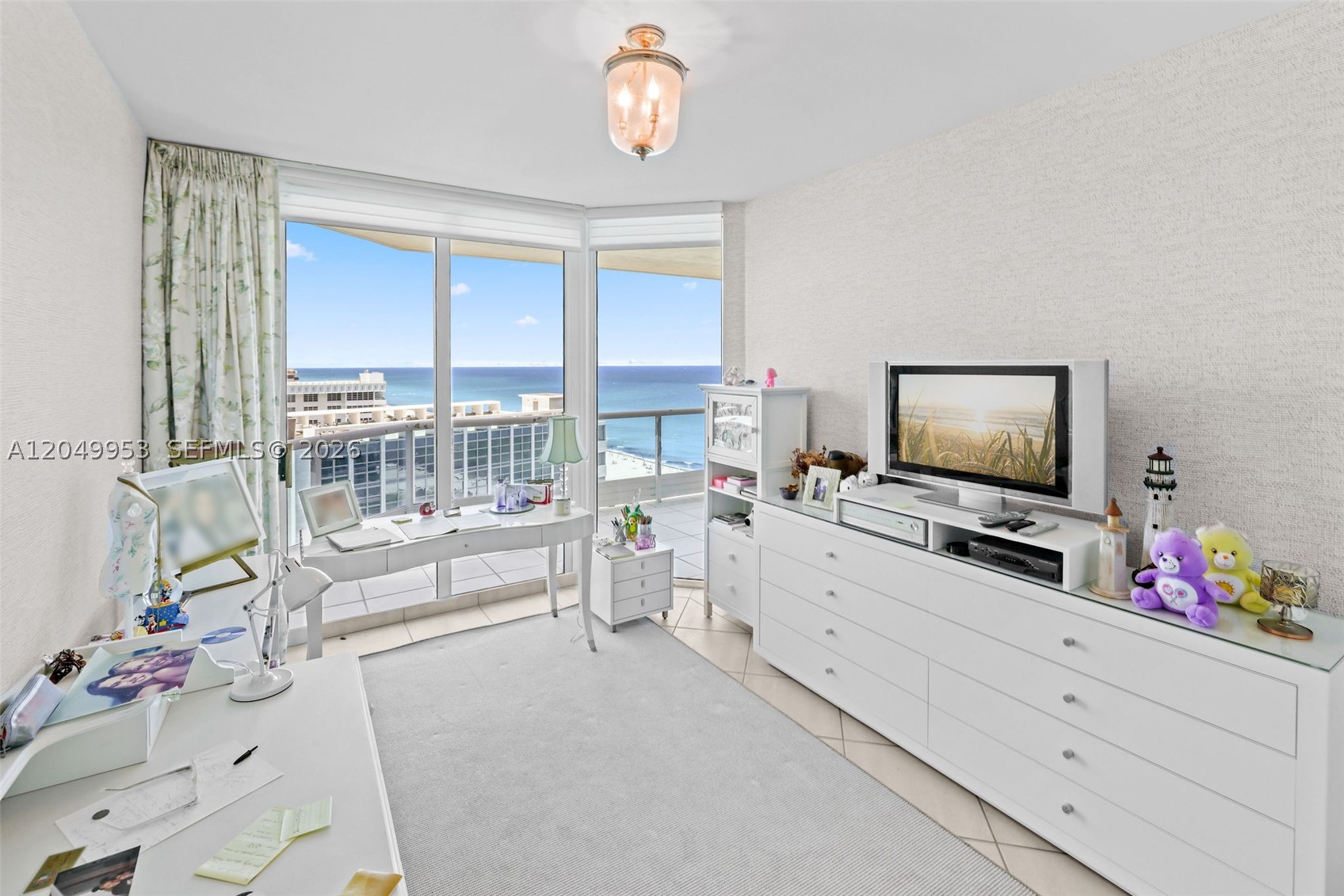 CAPOBELLA CONDO - Residential