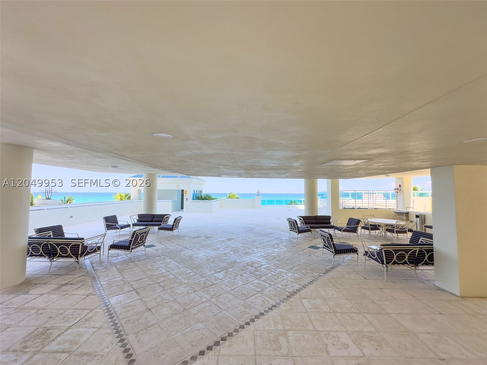 CAPOBELLA CONDO - Residential