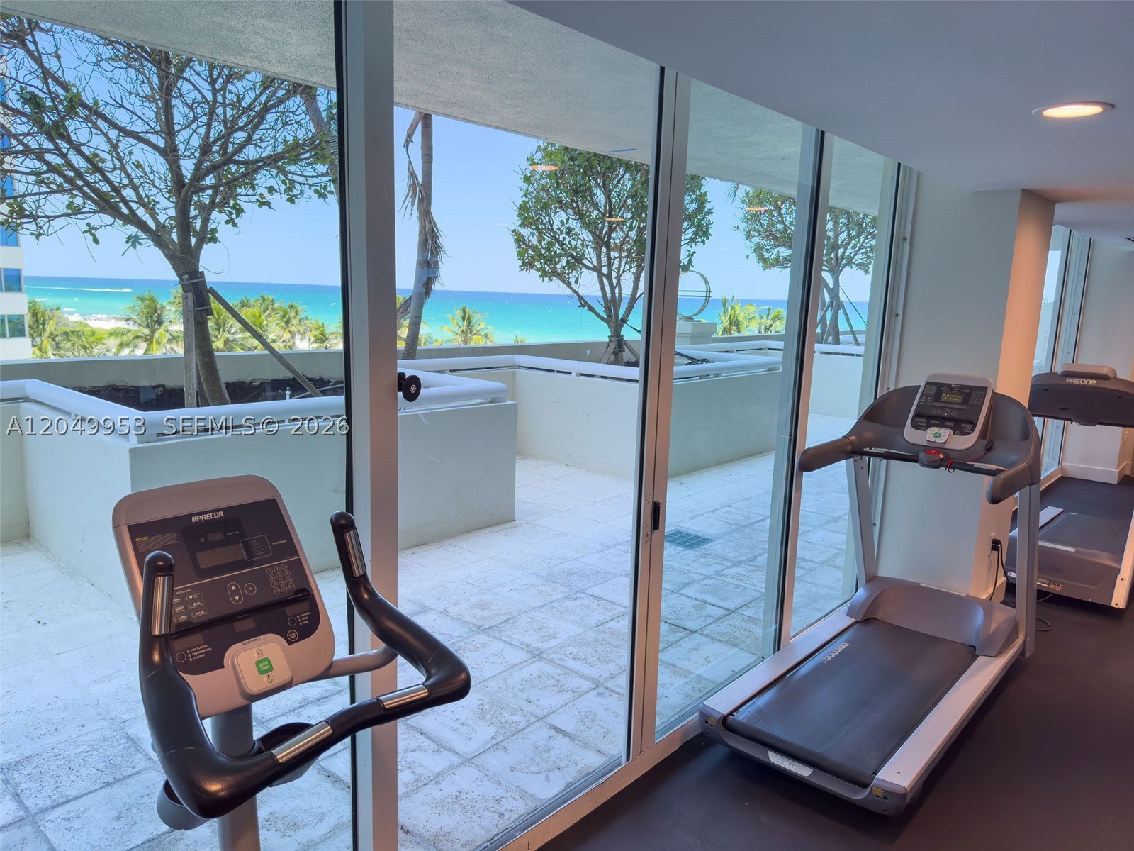 CAPOBELLA CONDO - Residential