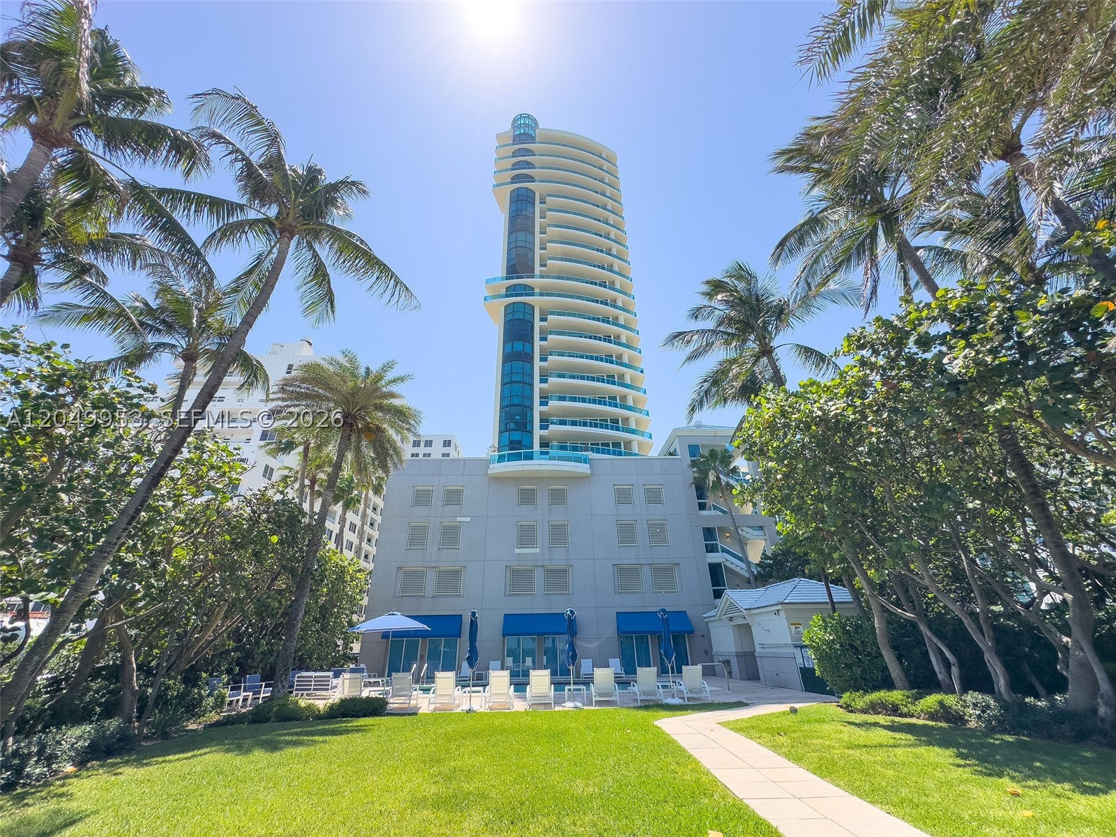 CAPOBELLA CONDO - Residential