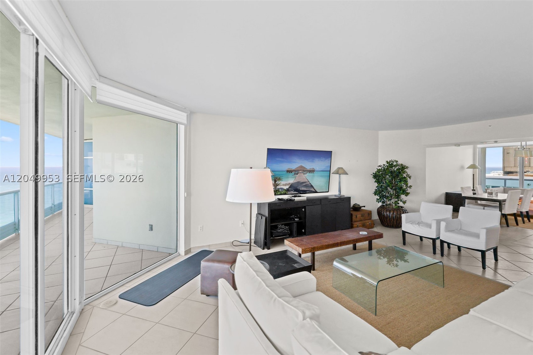 CAPOBELLA CONDO - Residential