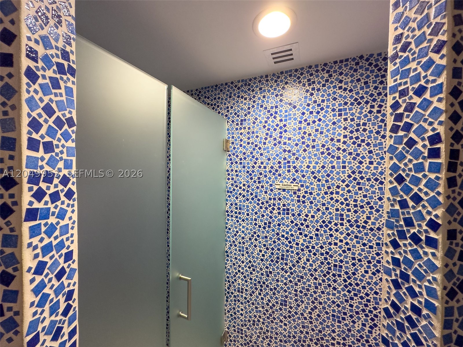 CAPOBELLA CONDO - Residential