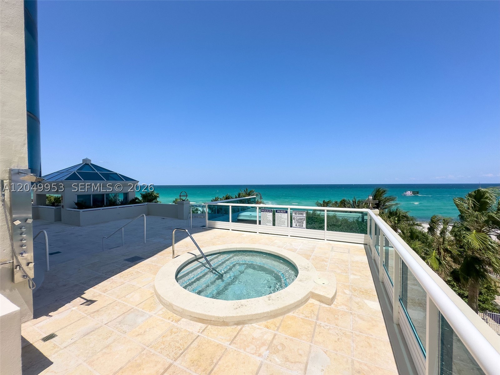 CAPOBELLA CONDO - Residential