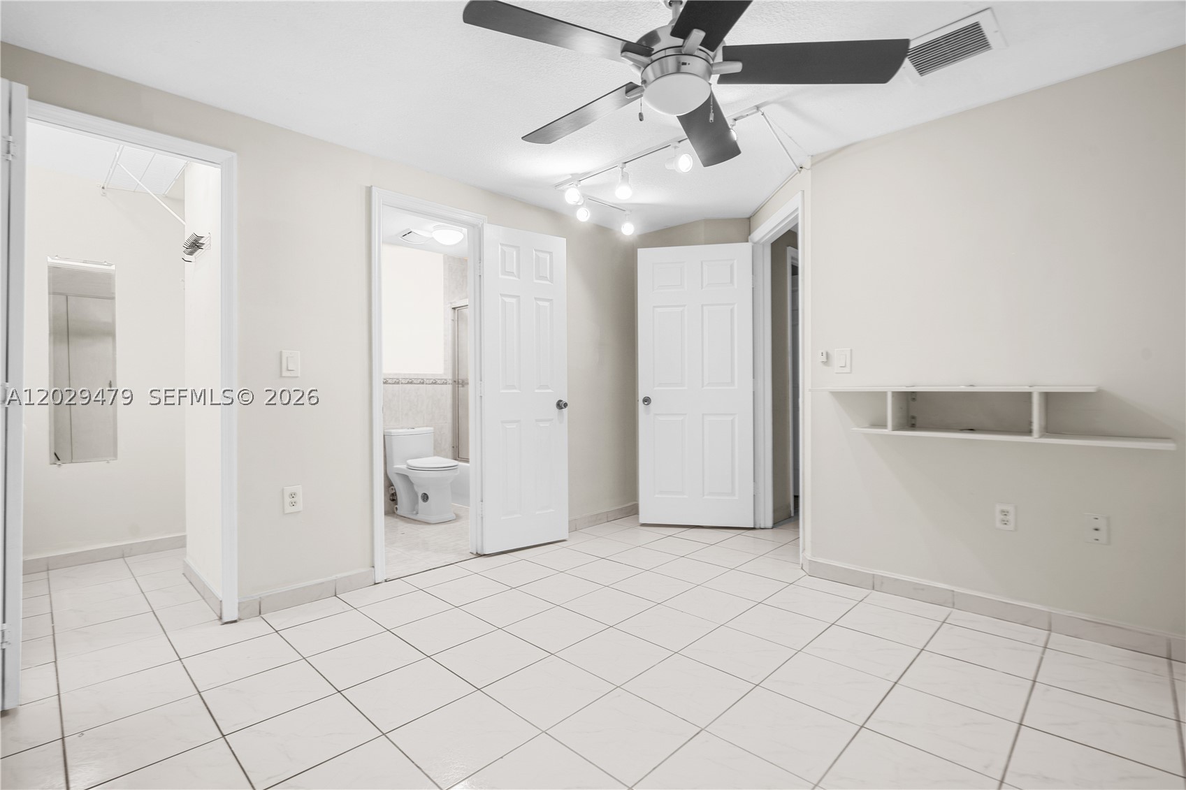CENTRO CONDO - Residential Lease
