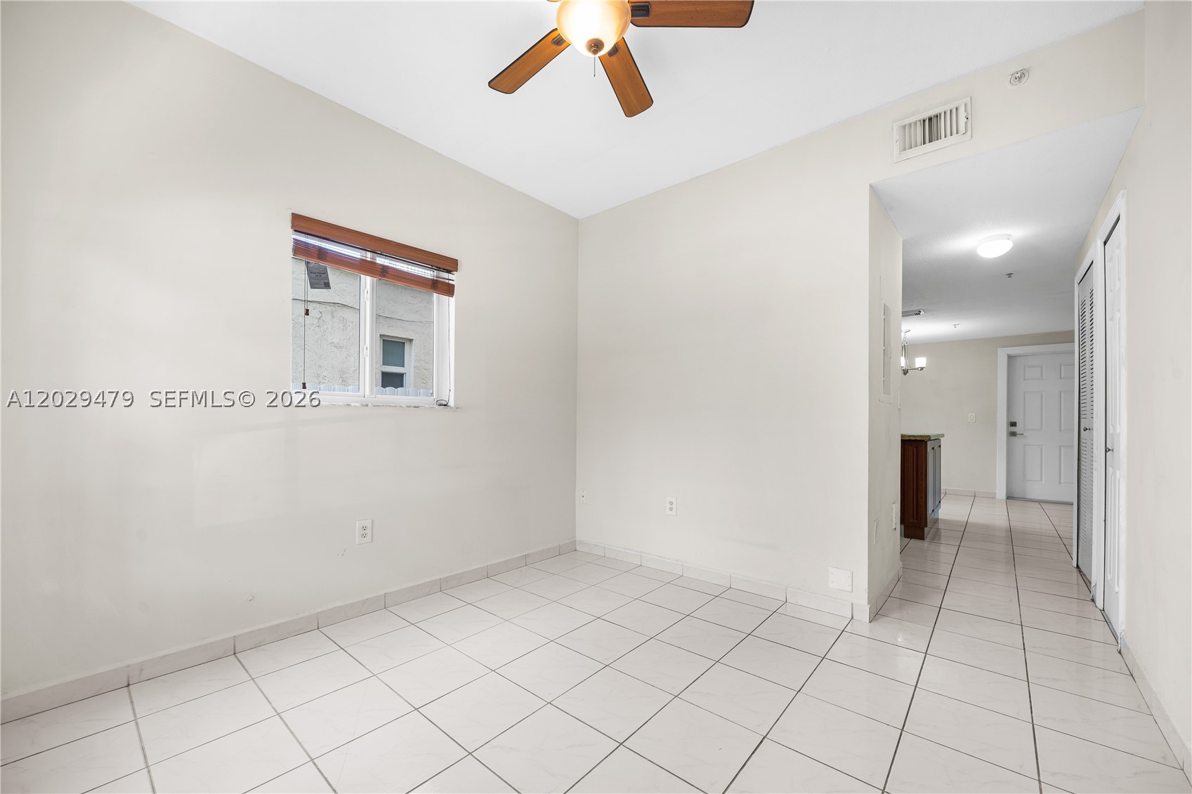 CENTRO CONDO - Residential Lease