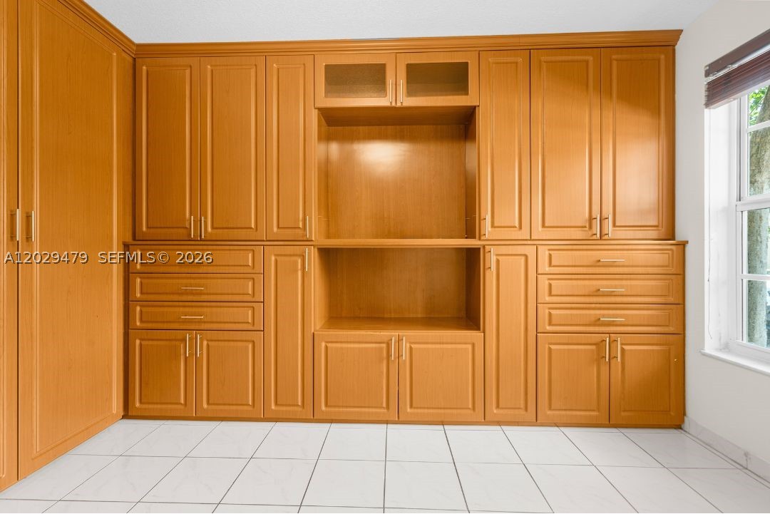 CENTRO CONDO - Residential Lease