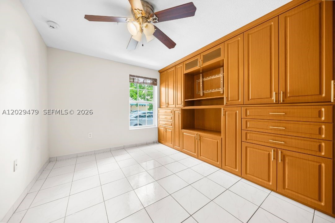 CENTRO CONDO - Residential Lease