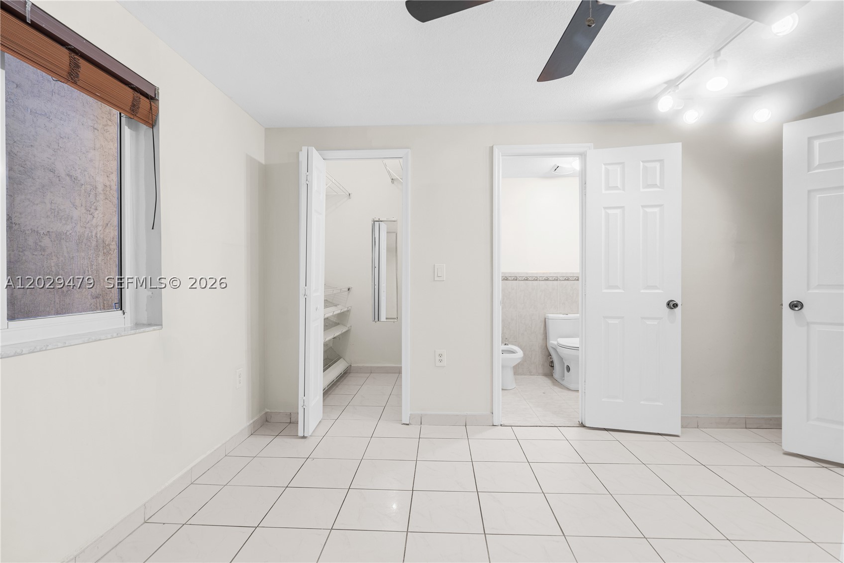 CENTRO CONDO - Residential Lease