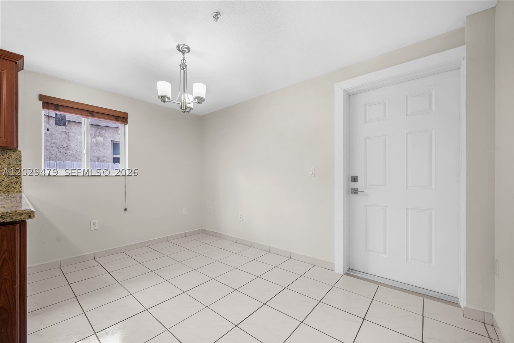 CENTRO CONDO - Residential Lease