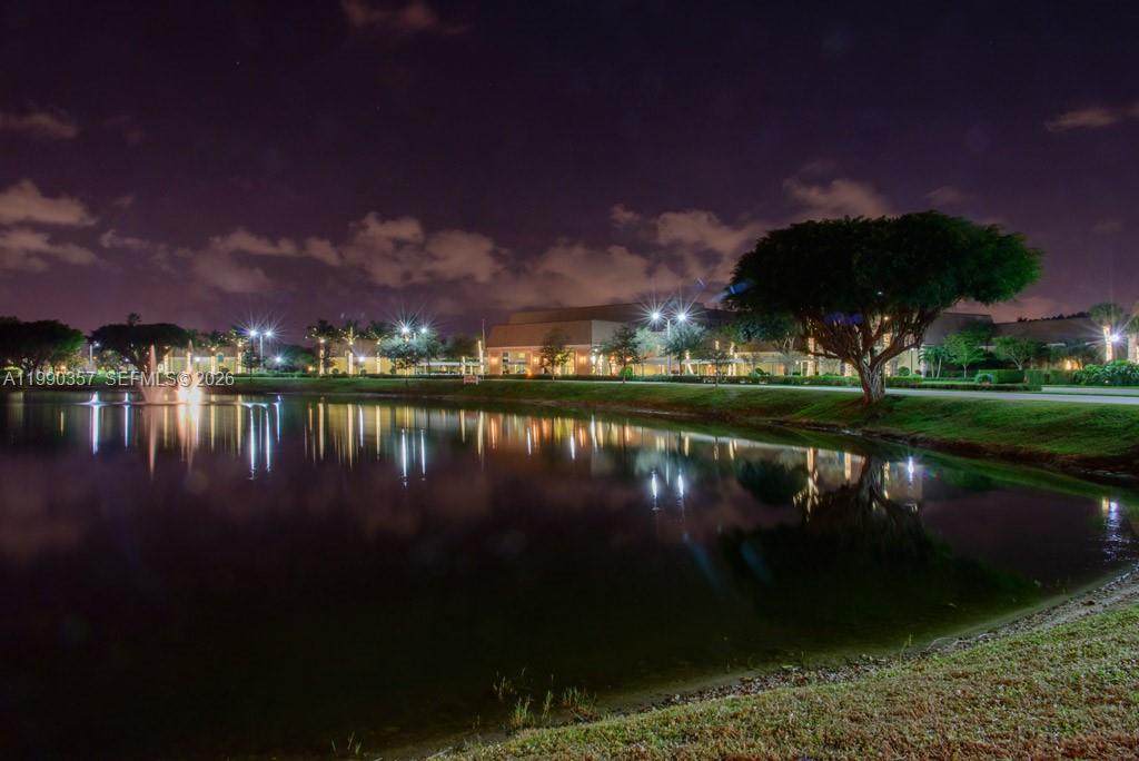 KINGS POINT BRITTANY COND - Residential