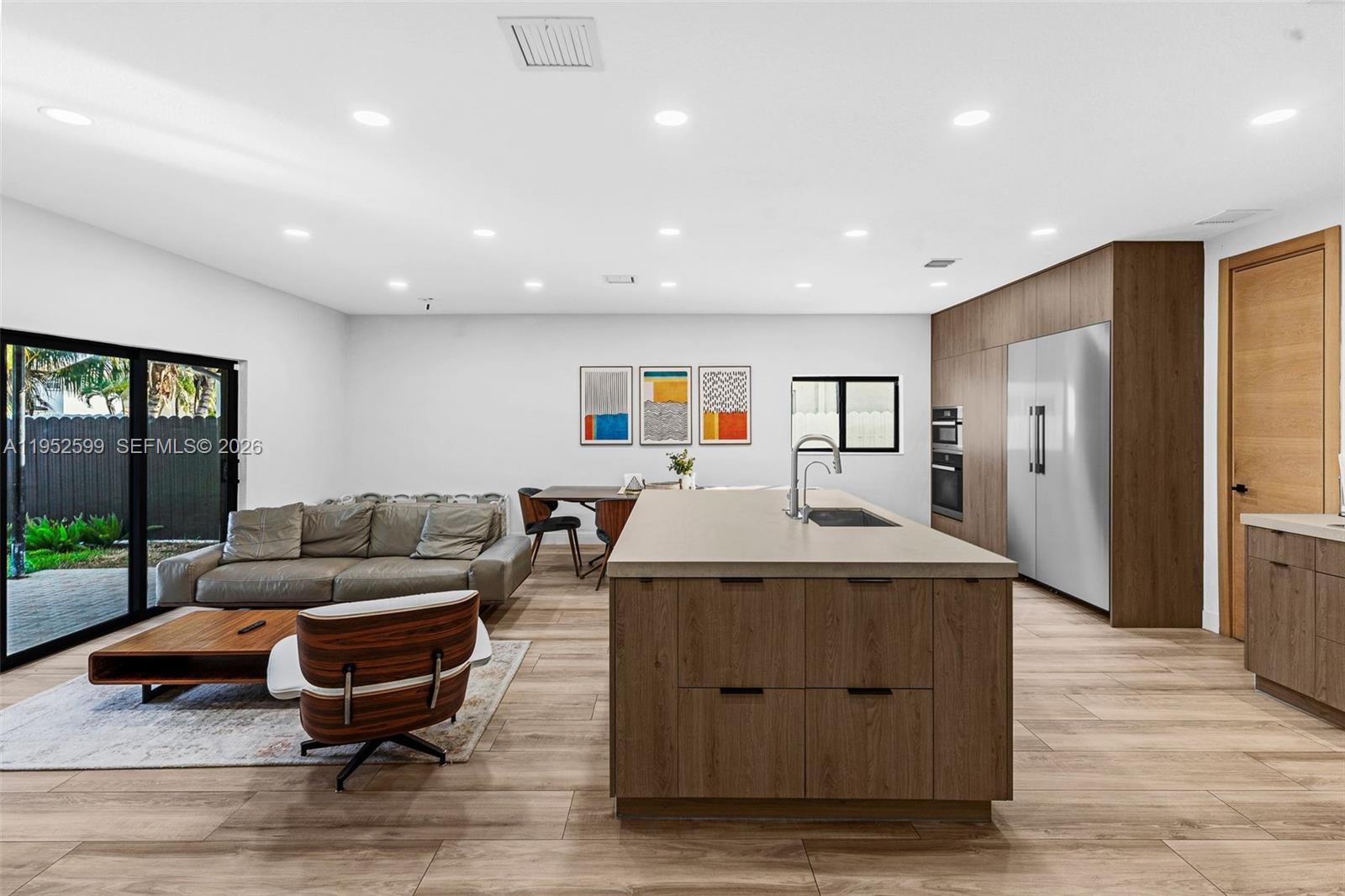 RIEUMONT ESTATES - Residential