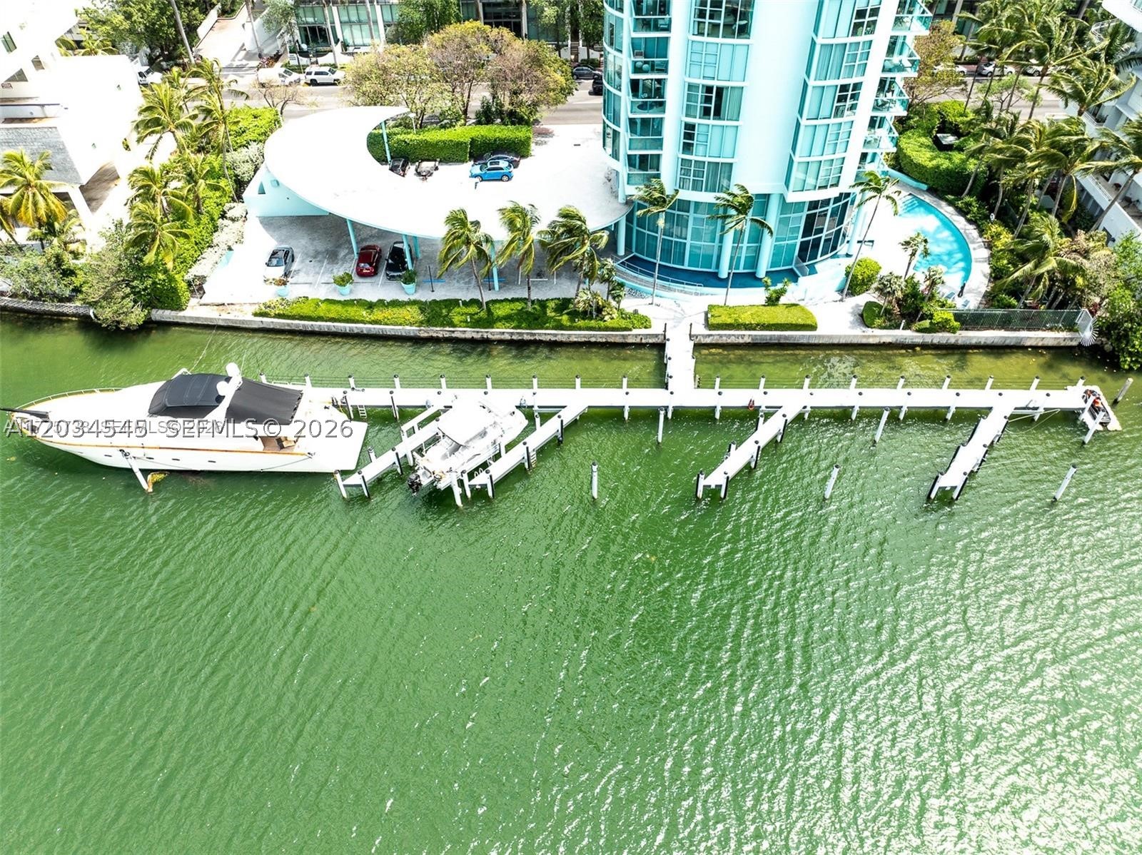 6000 INDIAN CREEK CONDO - Residential
