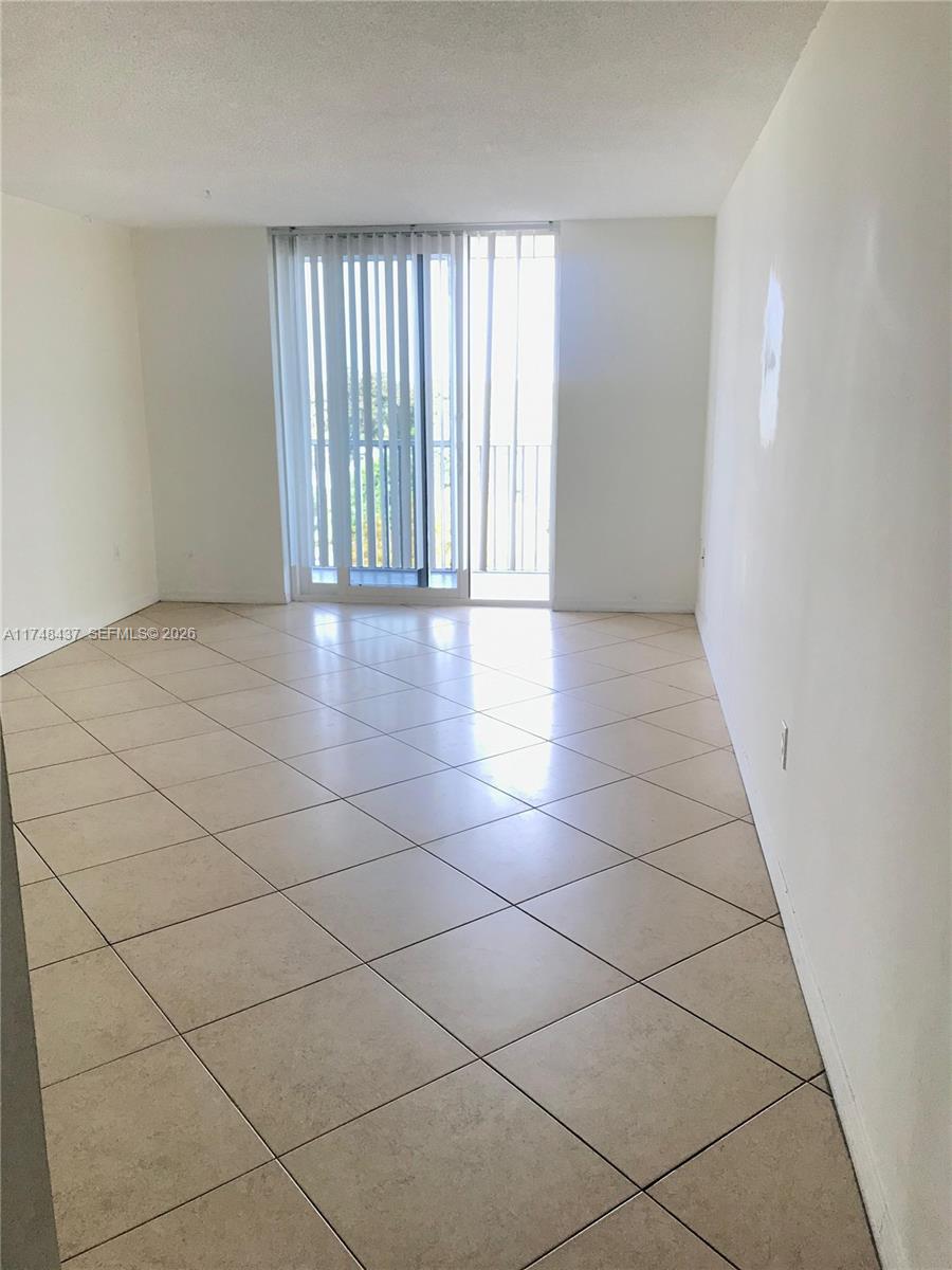 WOODSIDE APTS CONDO - Residential