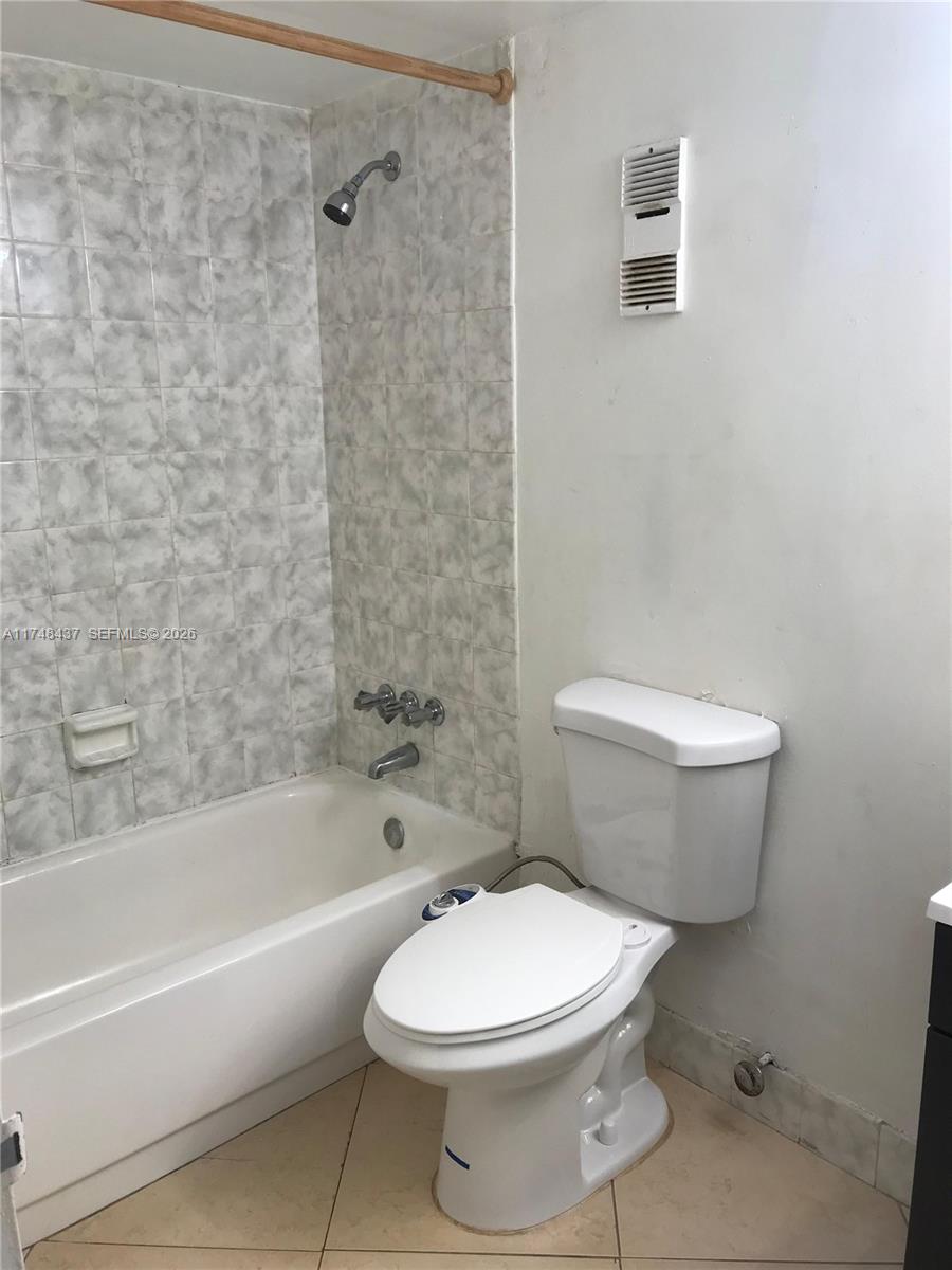 WOODSIDE APTS CONDO - Residential