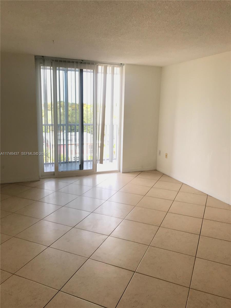 WOODSIDE APTS CONDO - Residential
