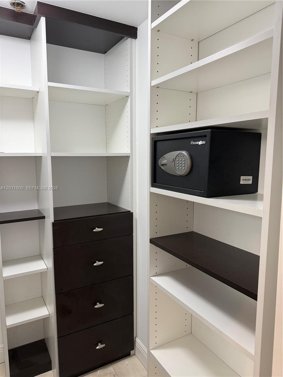 ONE VILLAGE PLACE CONDO - Residential