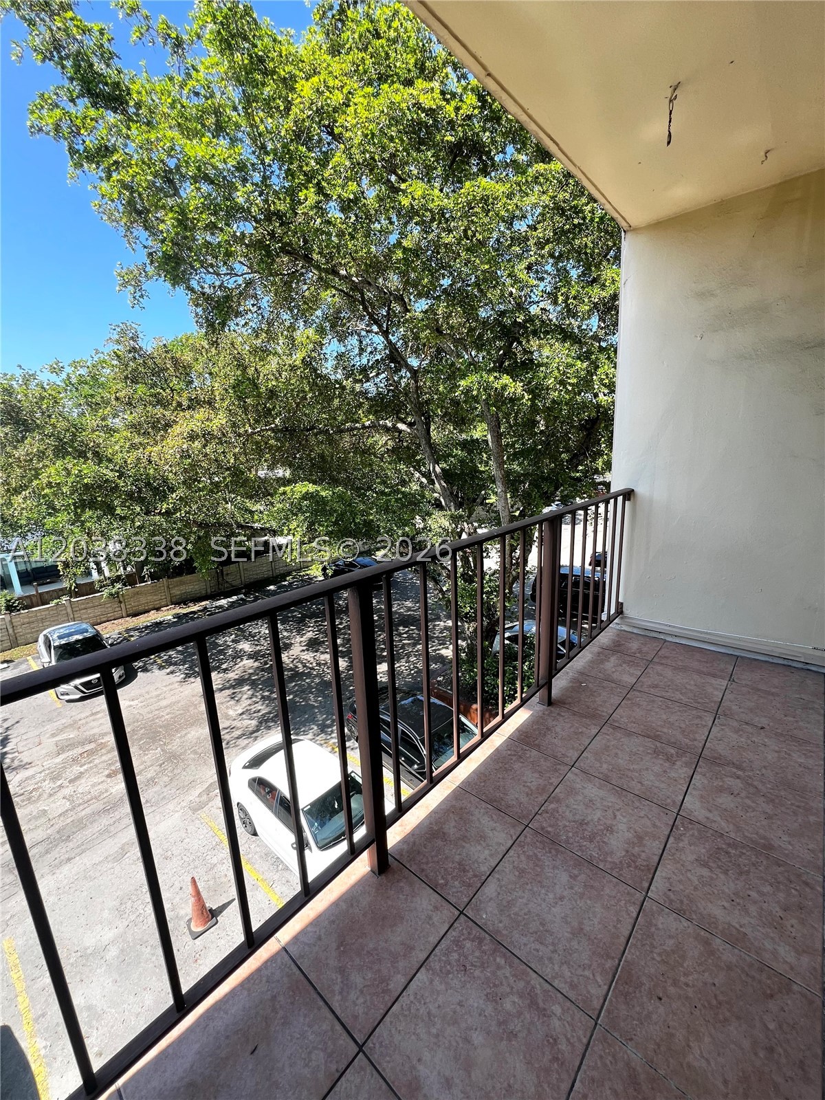 CAPRI GARDENS CONDO - Residential Lease
