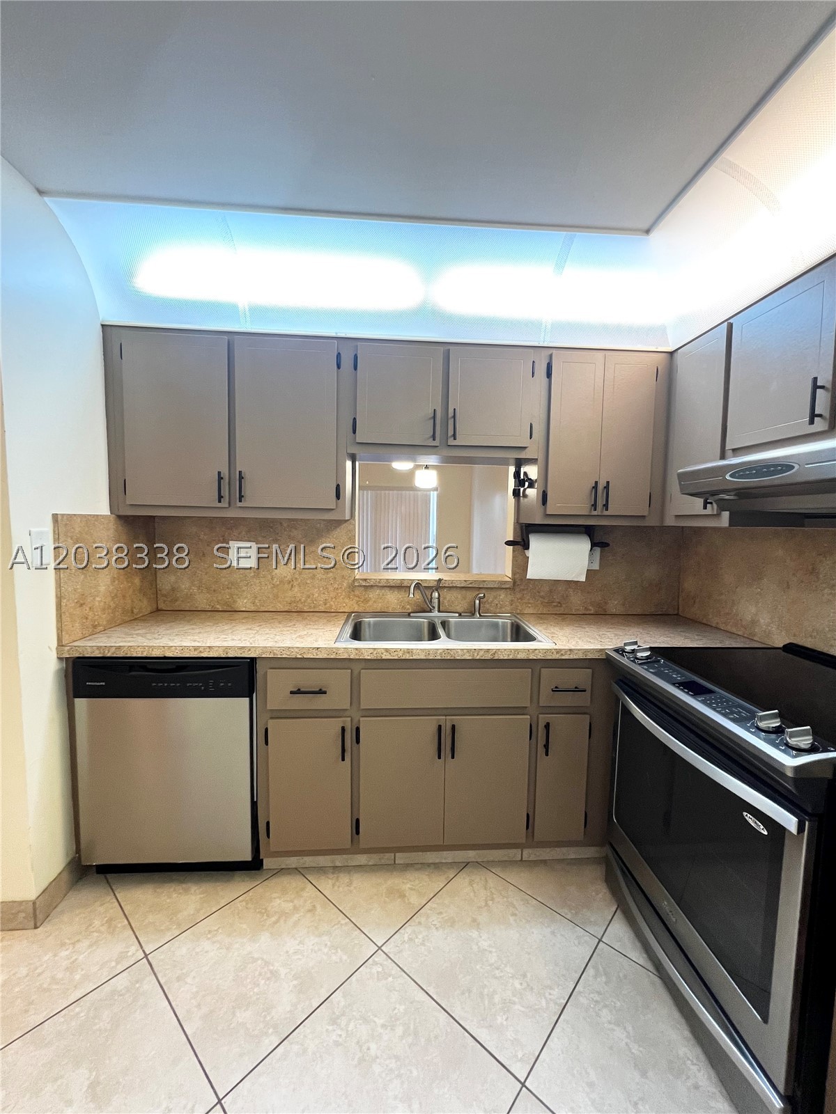 CAPRI GARDENS CONDO - Residential Lease