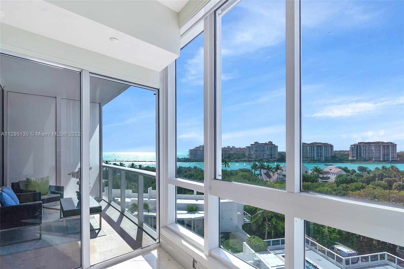 CONTINUUM ON SOUTH BEACH - Residential