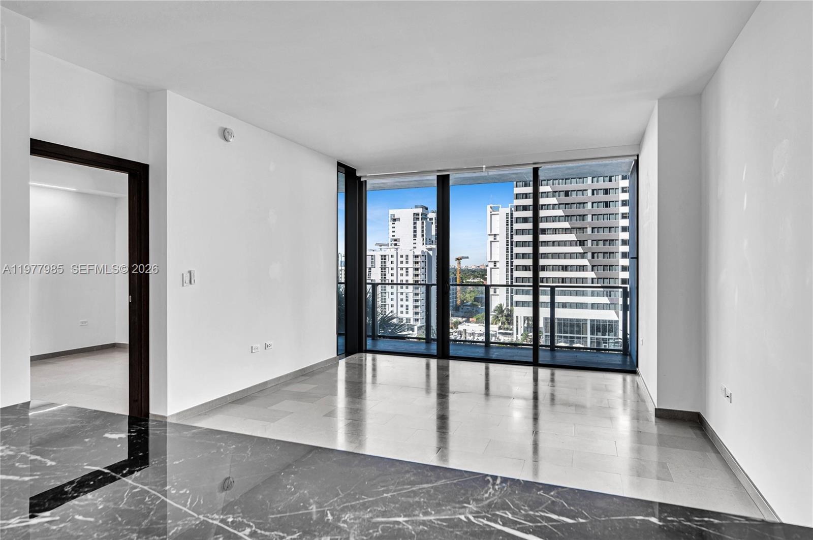RISE CONDO - Residential