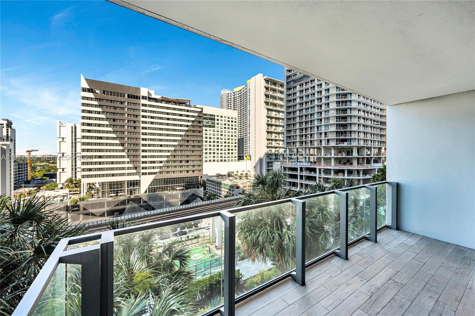 RISE CONDO - Residential