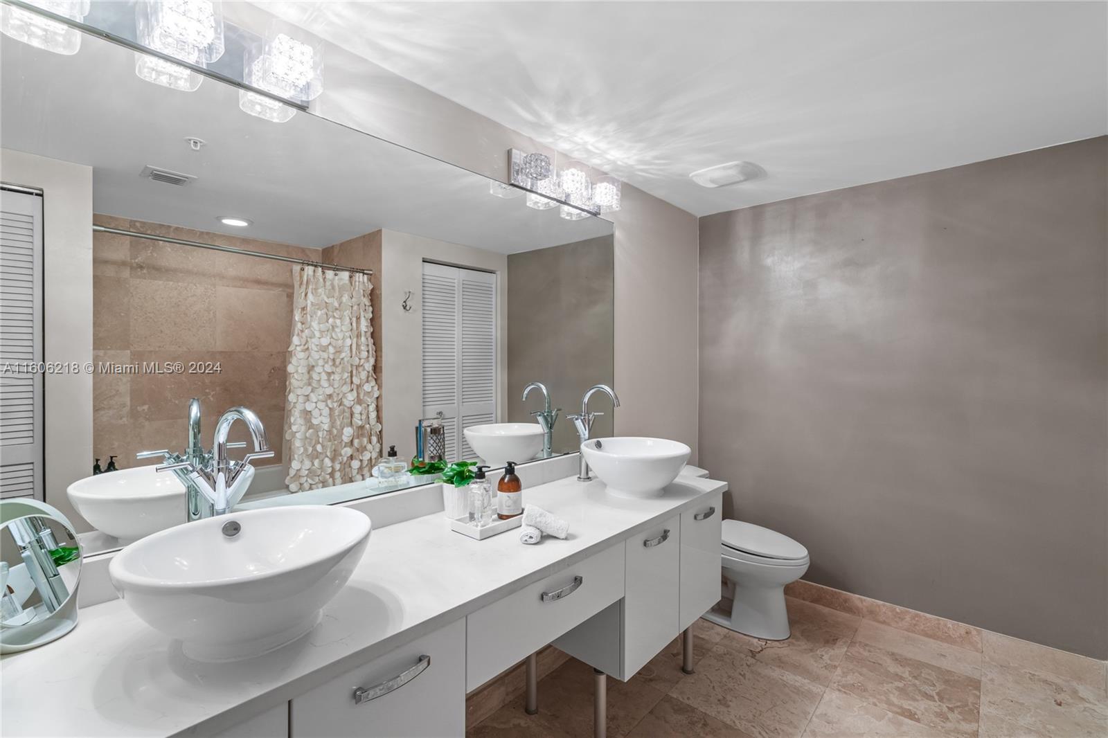 BRICKELL ON THE RIVER S T - Residential Lease