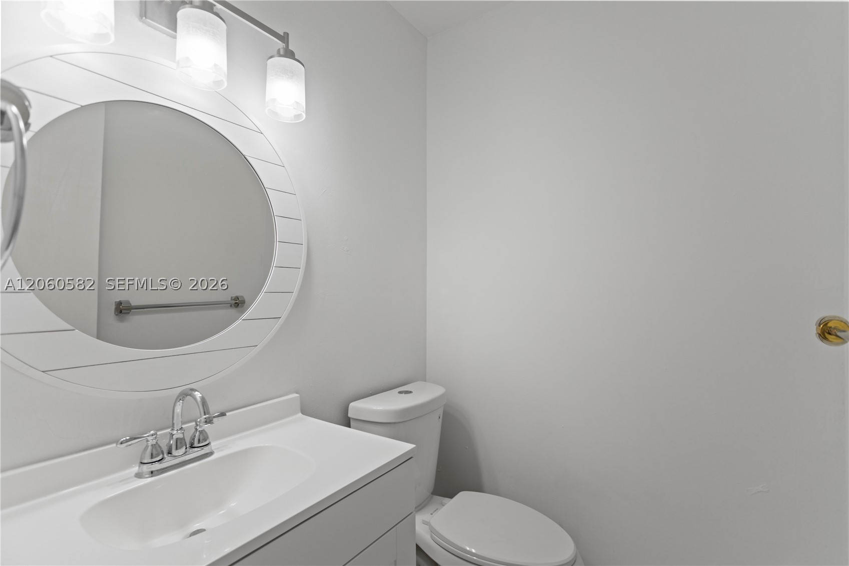 WOODS LANDING CONDO PH I - Residential
