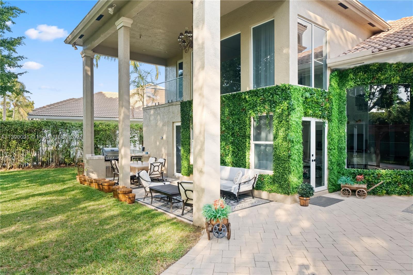 HAWKS LANDING - Residential Lease